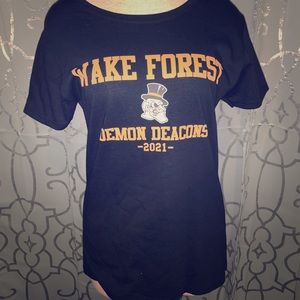 Wake Forest Demon Deacons 2021 Tee NWOT Size M
